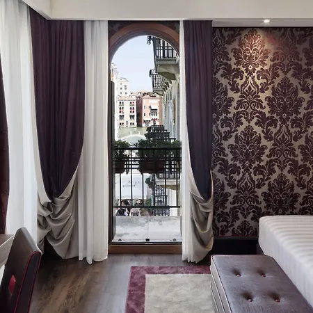 American-dinesen Hotel 4*