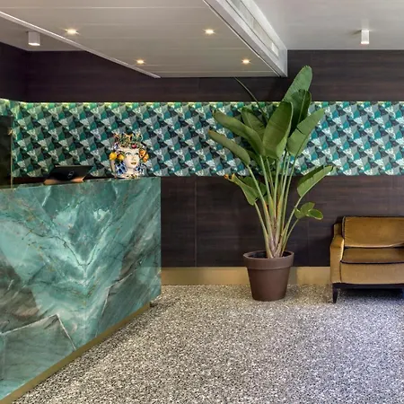 Hotel American-dinesen 4*