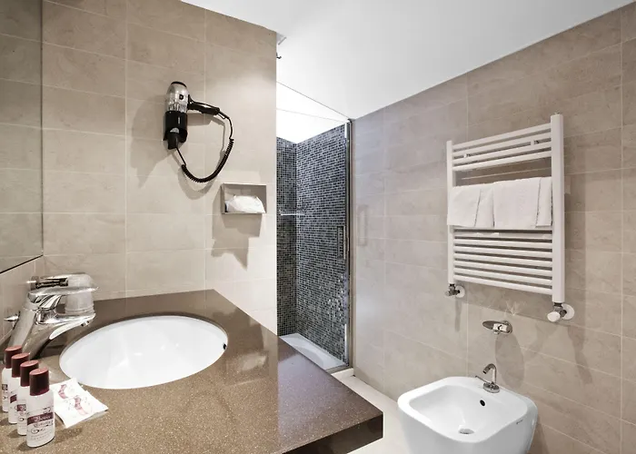 美国迪内森酒店