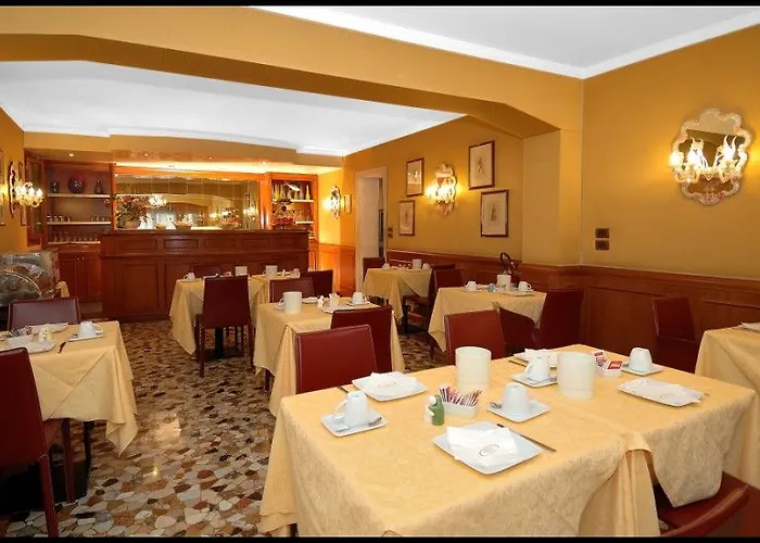 American-dinesen Hotel 4*