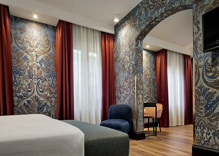 American-dinesen Hotel 4*