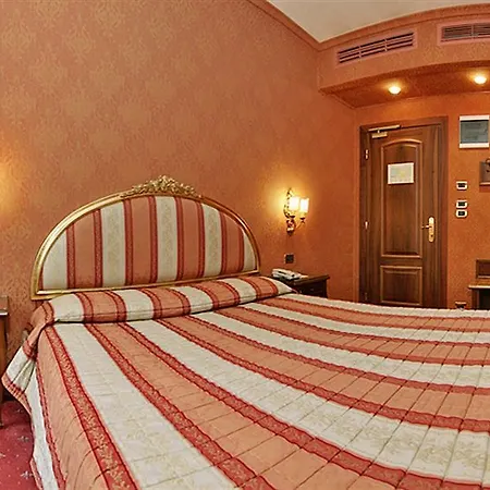 American-dinesen Venedik