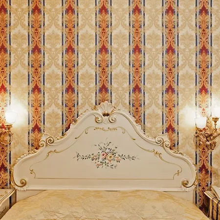 American-dinesen Venedik